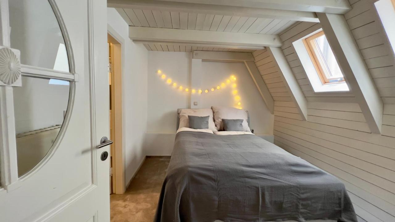 Gemuetliche Maisonettewohnung Mit Dachterrasse Am Schloss Oldenburg Exterior photo